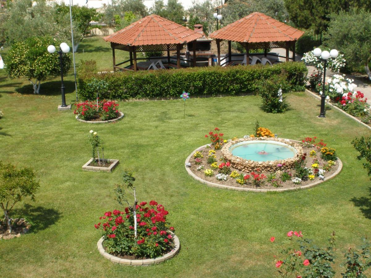 Hotel Katerina Keramoti  Exterior photo