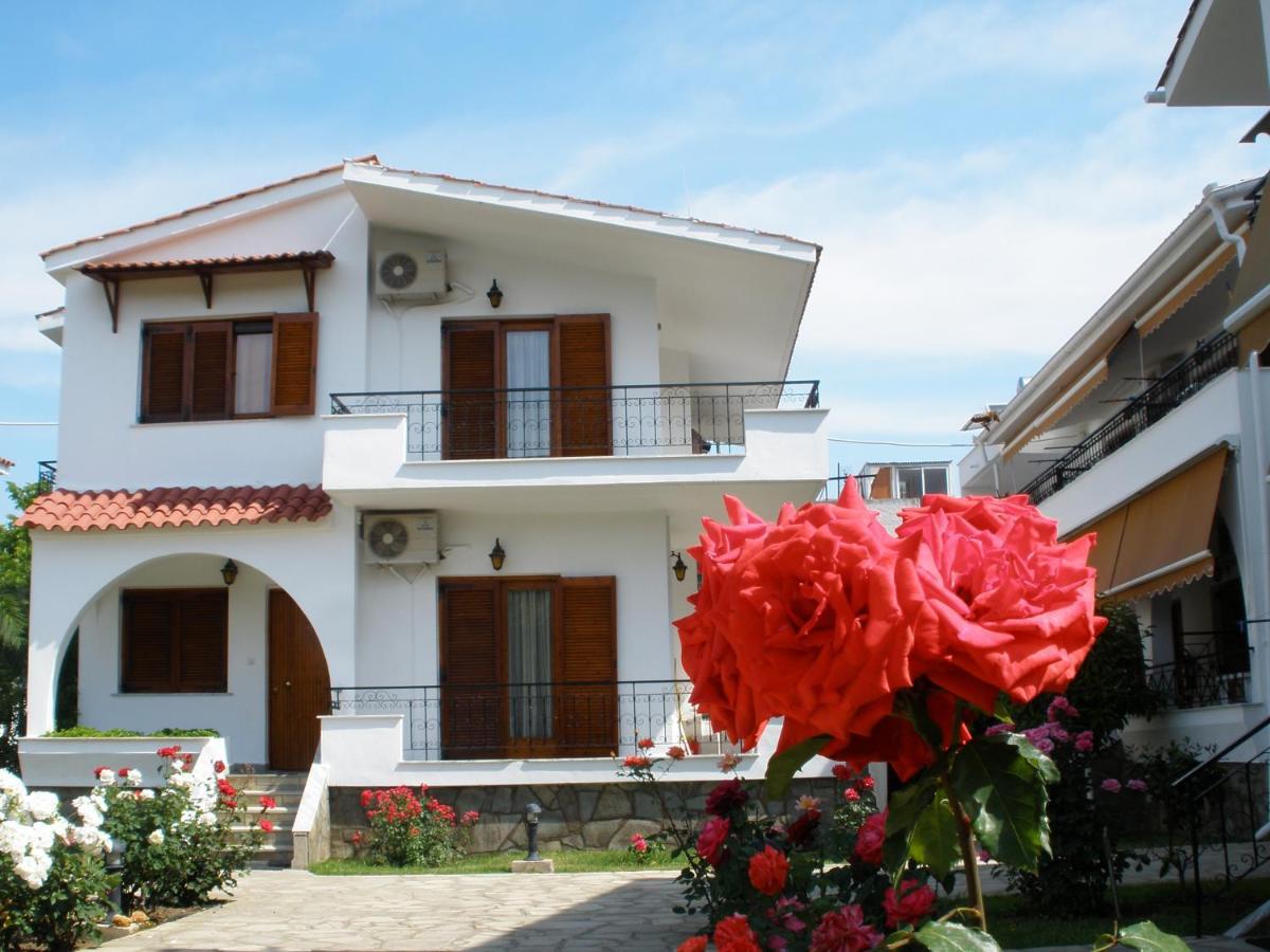 Hotel Katerina Keramoti  Exterior photo