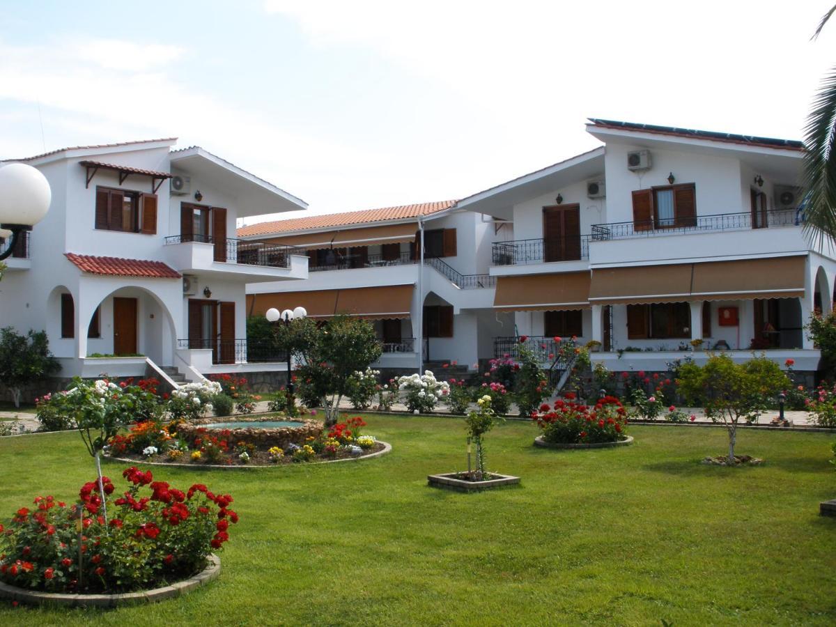 Hotel Katerina Keramoti  Exterior photo